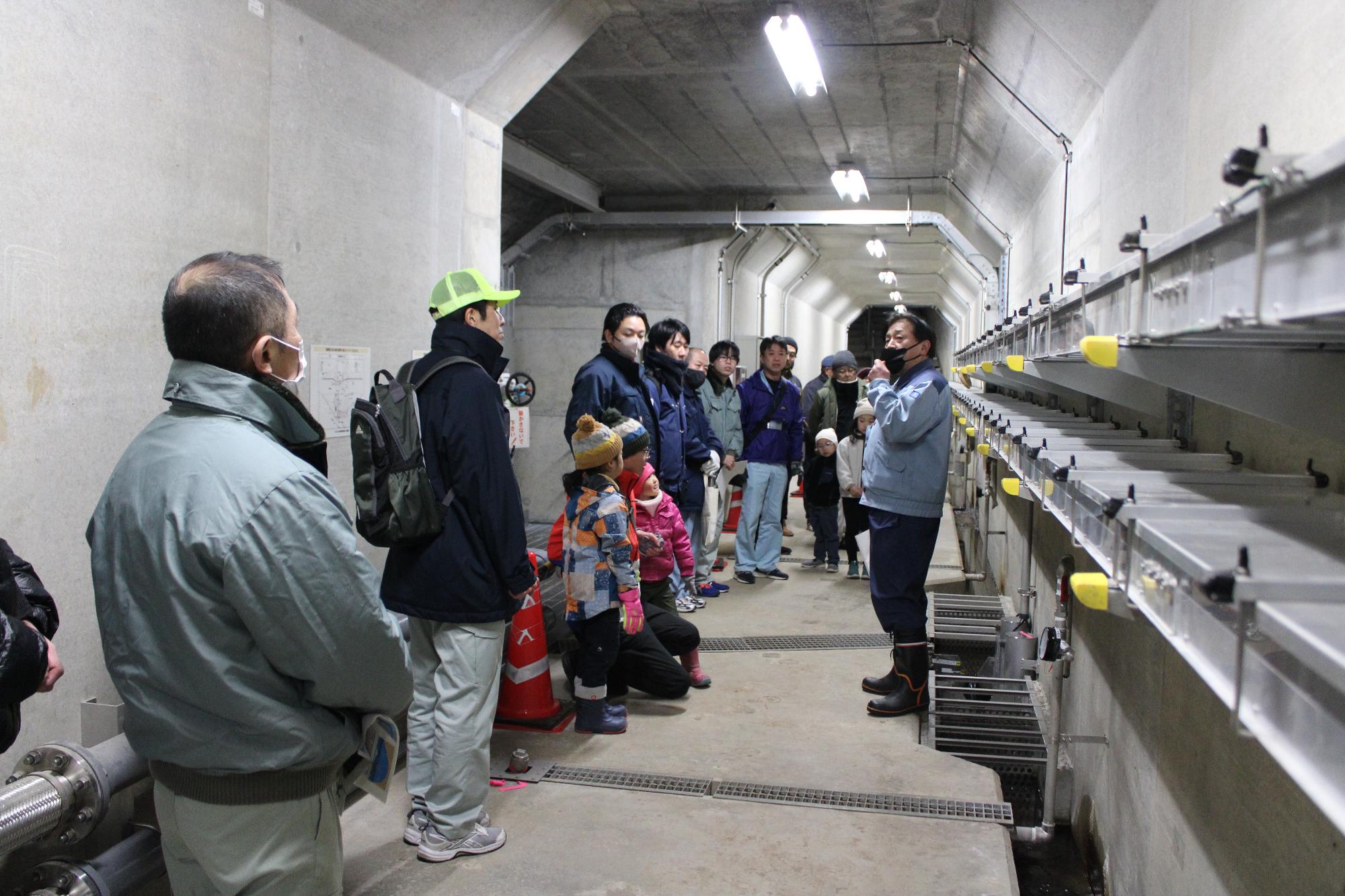 大山ダム見学の画像
