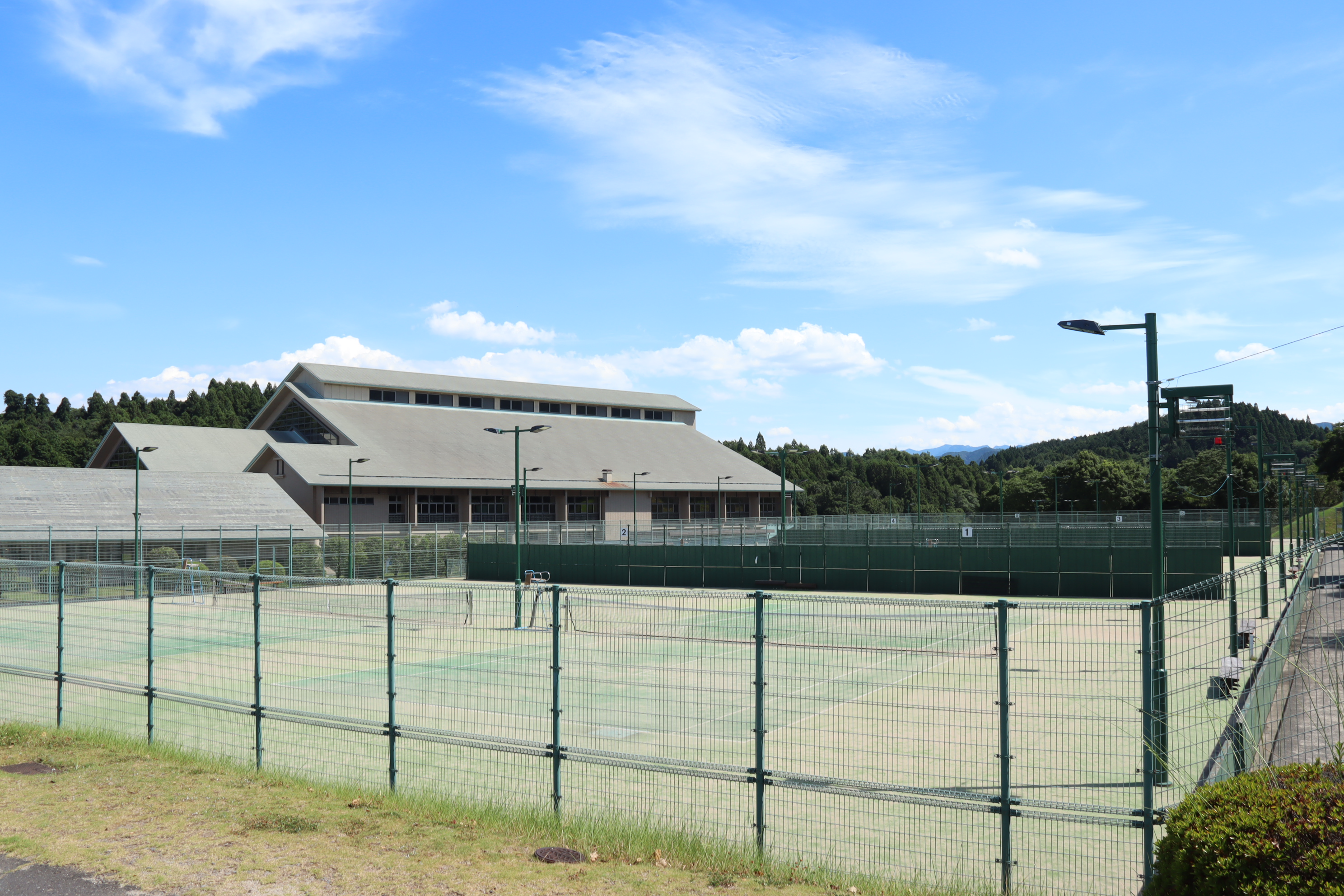 大原公園テニスコートの外観写真
