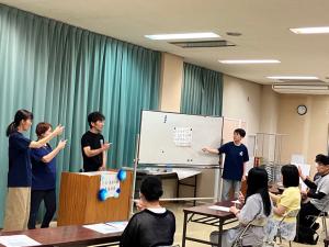 大人向け手話講座の様子の写真